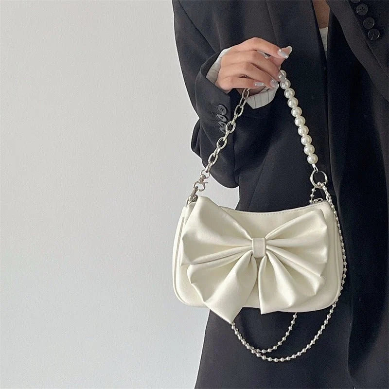 Pearl Chain Bow Handbag